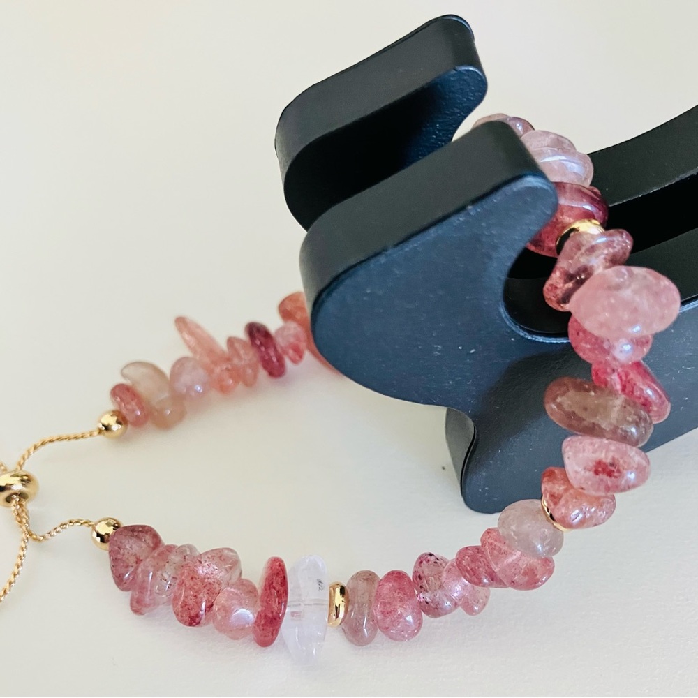 Amethyst and Strawberry Quartz bracelet with gold chain for adjusting, gold bead